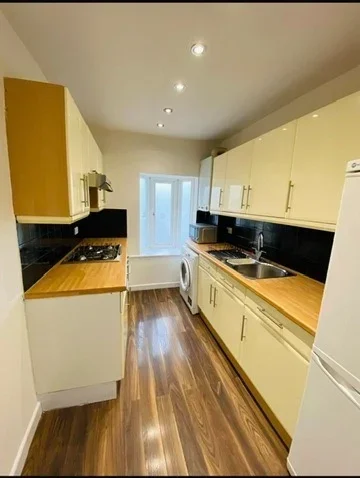 Flat Stilecroft Gardens in Greater London