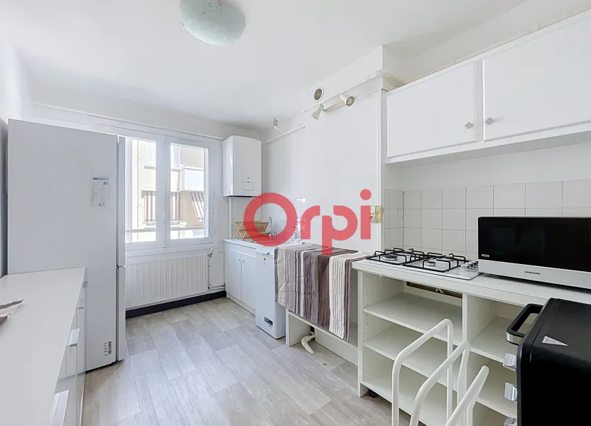 Appartement Rue Girard à Vichy