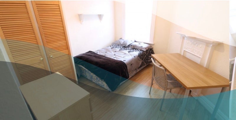 Room Headingley Avenue in Leeds