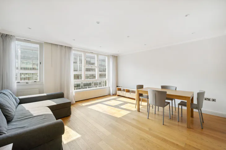 Flat Ebury Street in City of Westminster