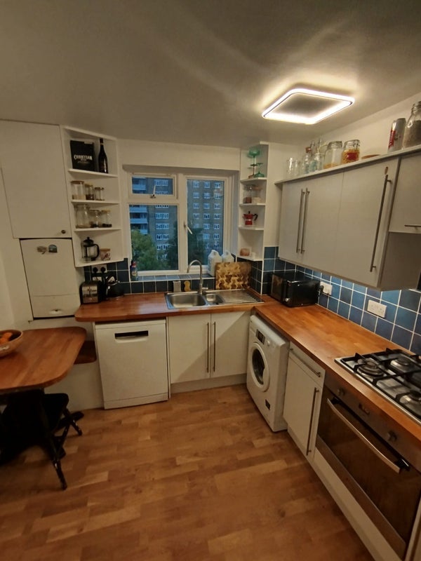 Room Kennard Street in Greater London