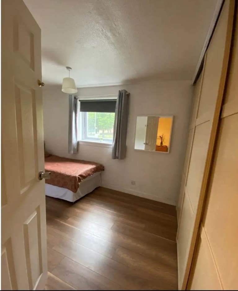 Flat St Mungo Avenue in Glasgow