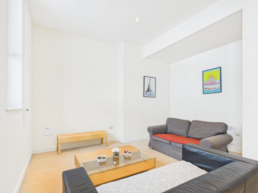 Flat Upper Gough Street in Birmingham