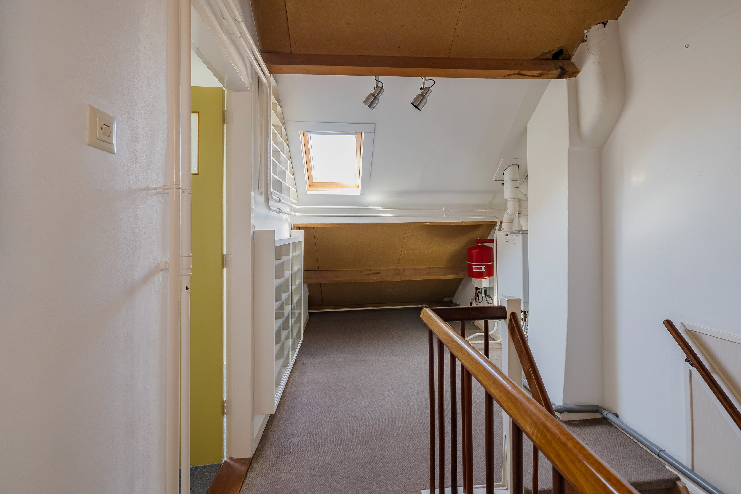 Tussenwoning te koop: Aardbeienvlak 3, Ijmuiden