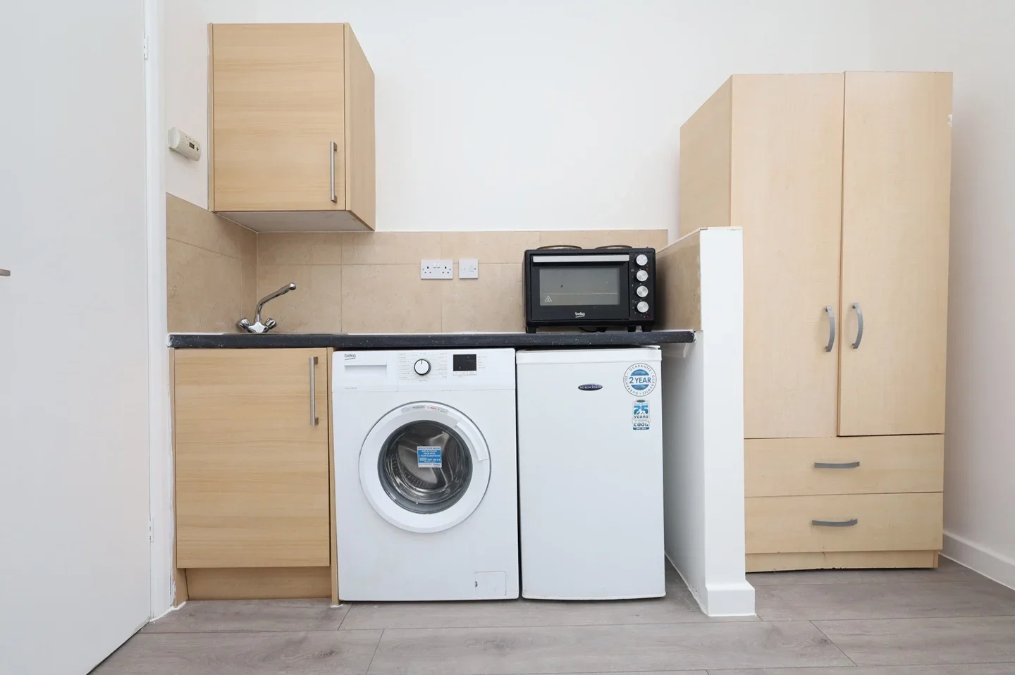 Flat Springfield in Greater London