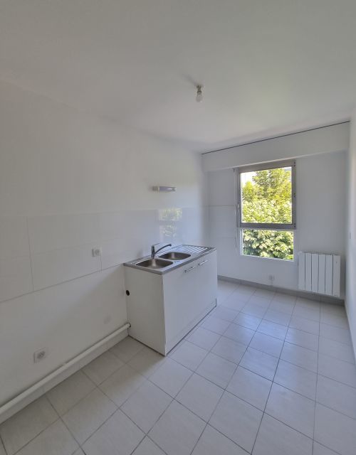 Appartement Rue Pierre Clostermann à Le Chesnay-Rocquencourt