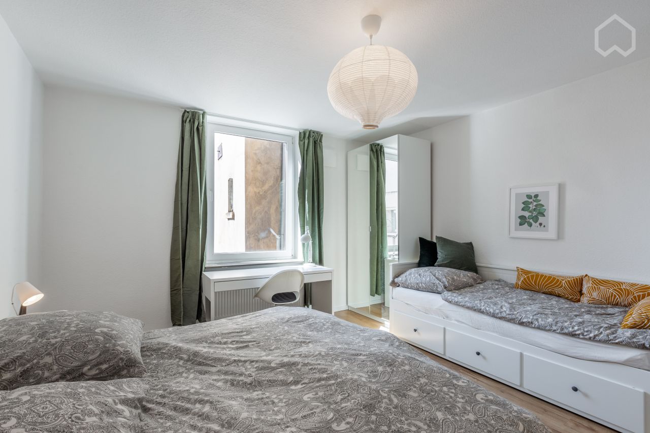 Wohnung Ferdinandstraße in Köln