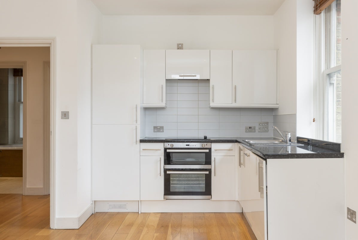 Flat Berwick Street in City of Westminster