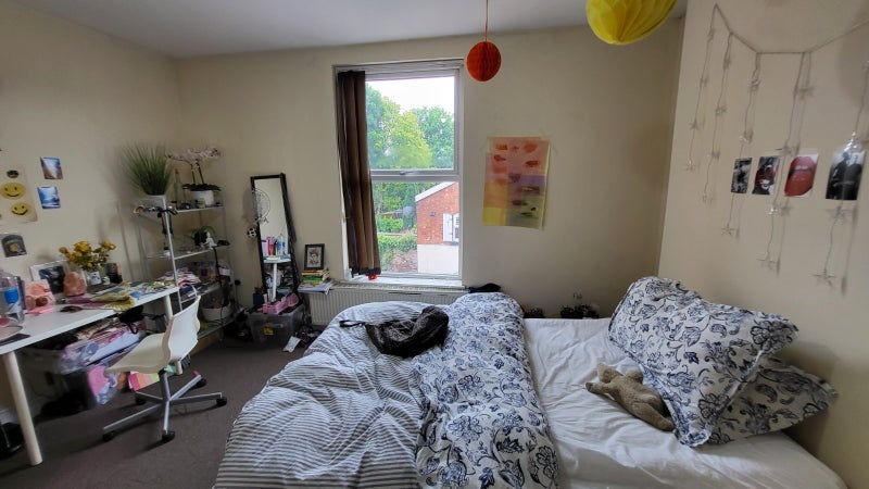 Room Mauldeth Road in Manchester