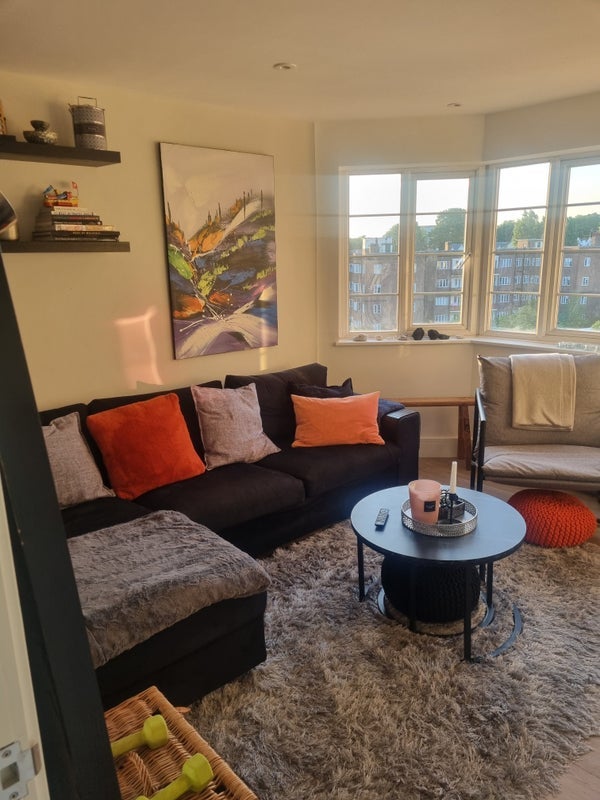 Room Chiswick Village in Greater London