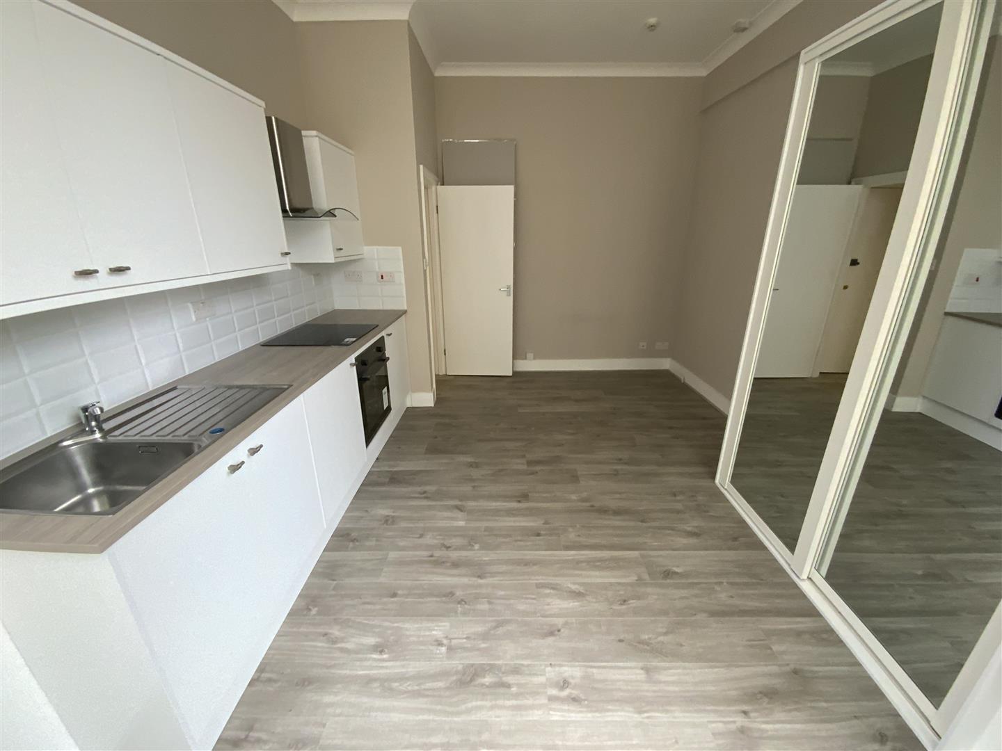 Flat Lansdowne Place in Hove