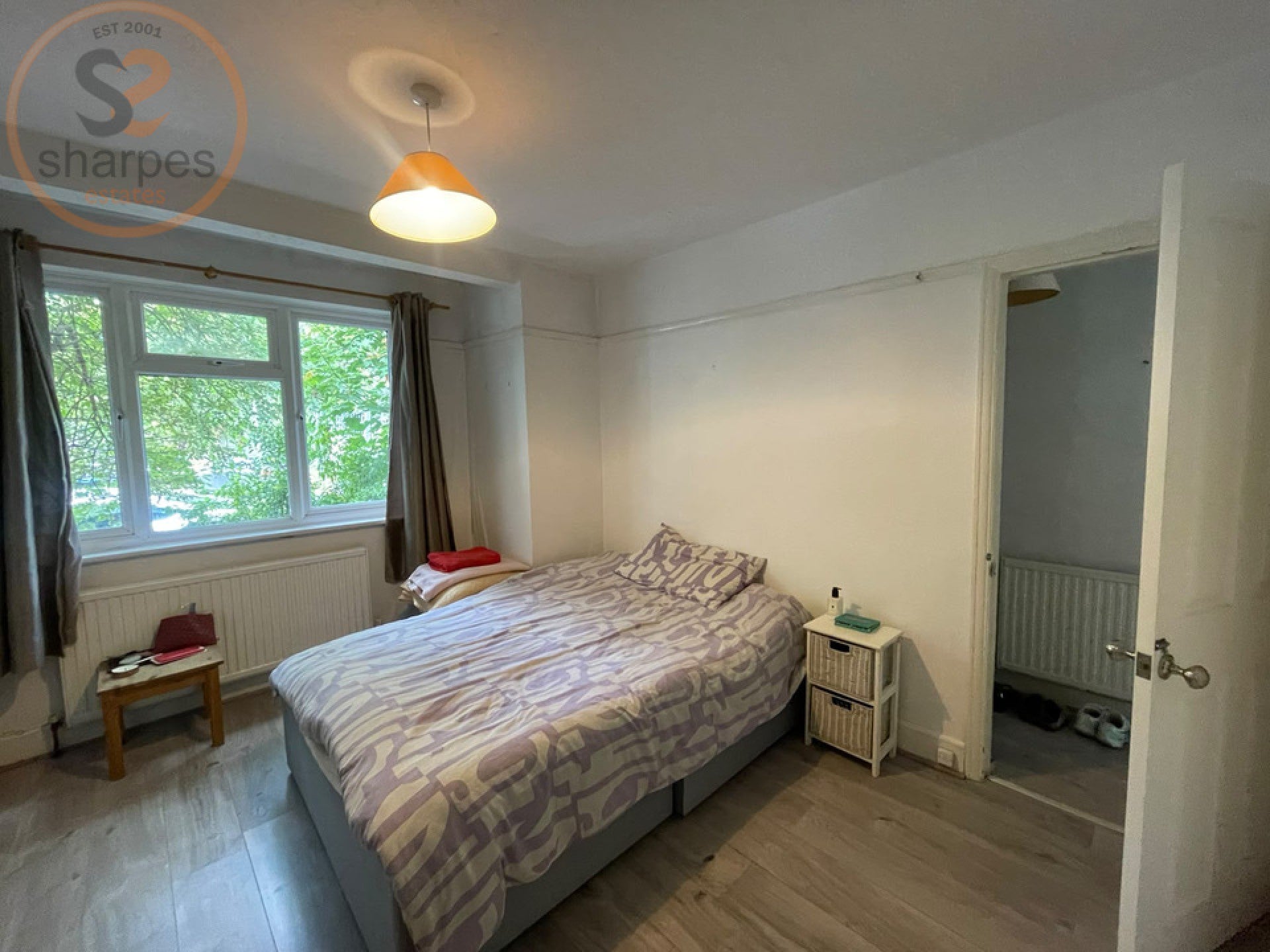 Flat Chesham Road in Greater London