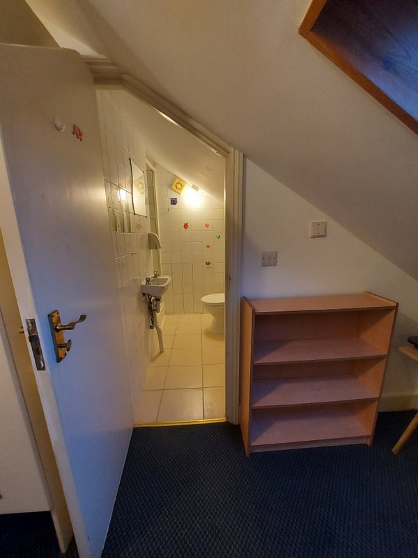 Flat Stanmore Road in Greater London