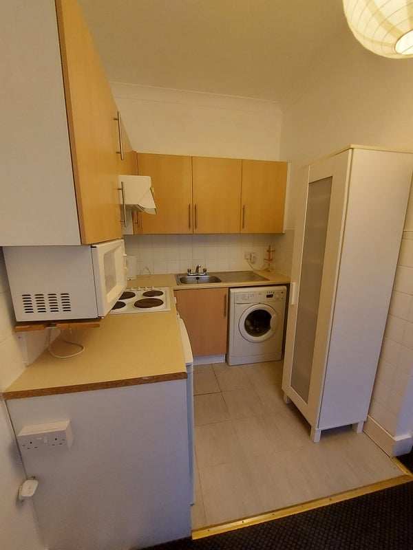 Flat Stanmore Road in Greater London