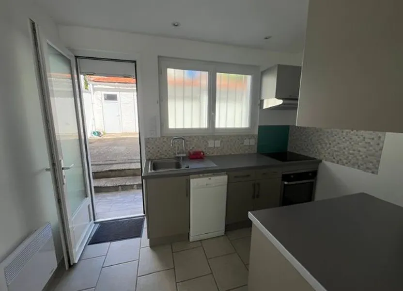 Flat Rue Pasteur in Royan