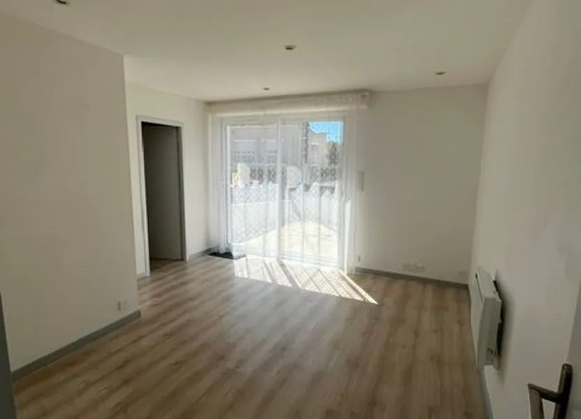 Flat Rue Pasteur in Royan