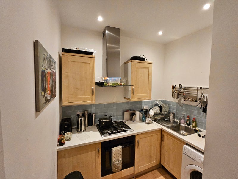 Room Hamilton Road in Rutherglen