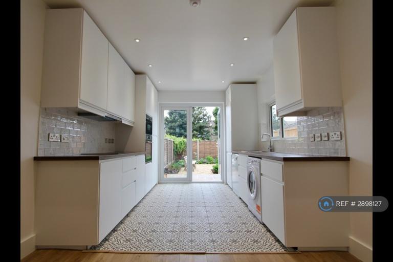 House Arnold Road in Greater London