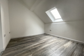 Flat Roundhay Road in Leeds