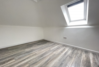 Flat Roundhay Road in Leeds