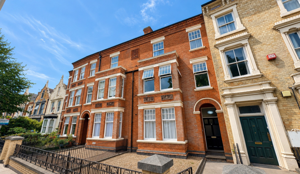 Flat Fosse Road Central in Leicester