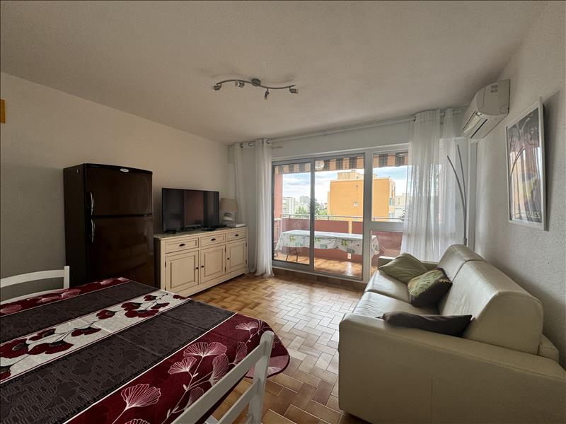 Appartement Avenue du Maréchal Juin à Le Lavandou