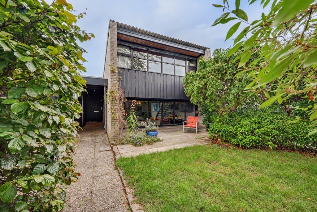 Huis Buizerdstraat 12 in Leerdam