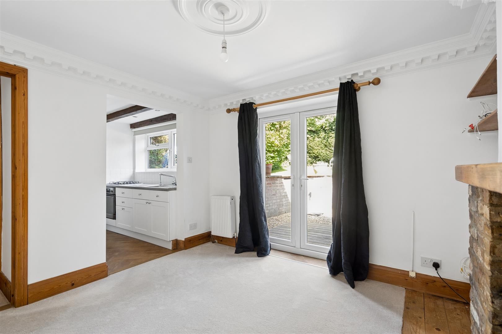 Flat Hubbards Road in Three Rivers