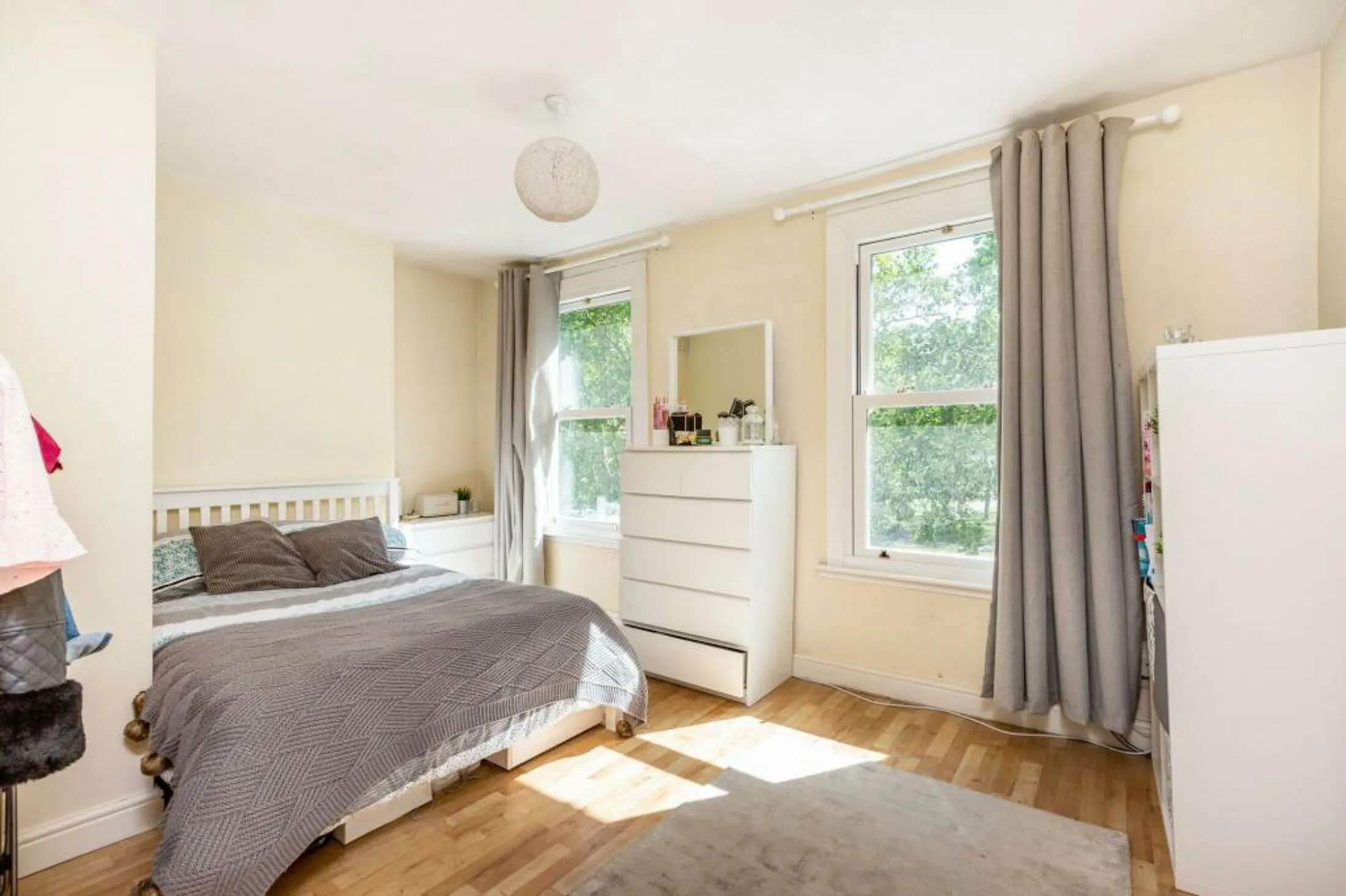 House Kitson Road in Greater London