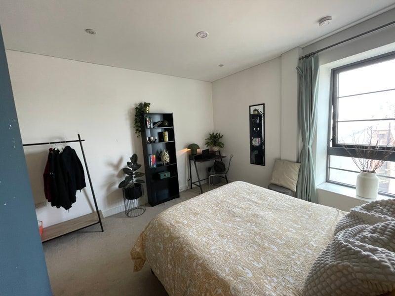 Room Mortgramit Square in Greater London