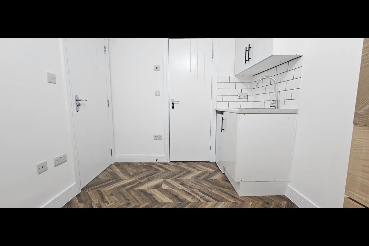 Room Fairholme Crescent in Greater London