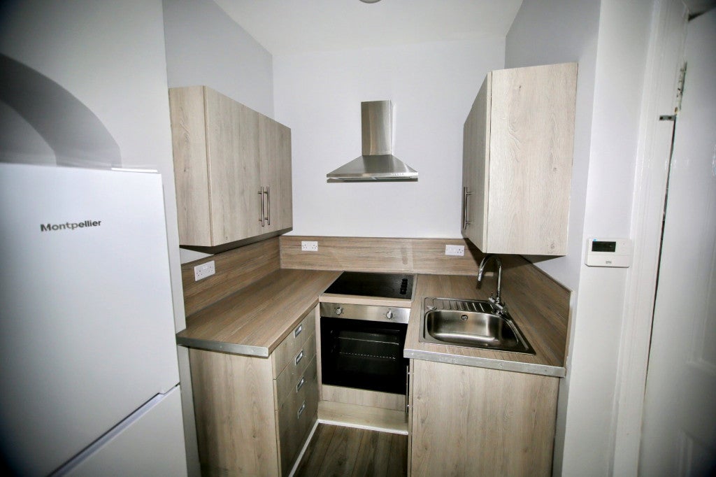 Flat Eastwood Crescent in Thornliebank