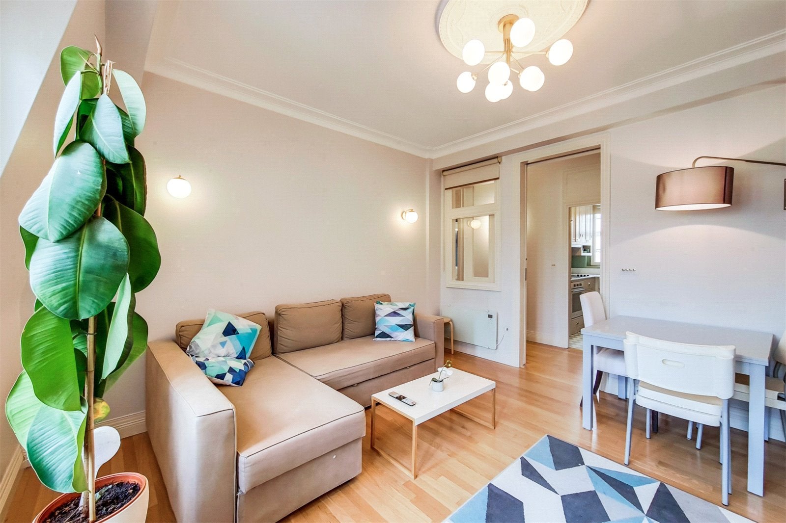 Flat Devonshire Street in City of Westminster