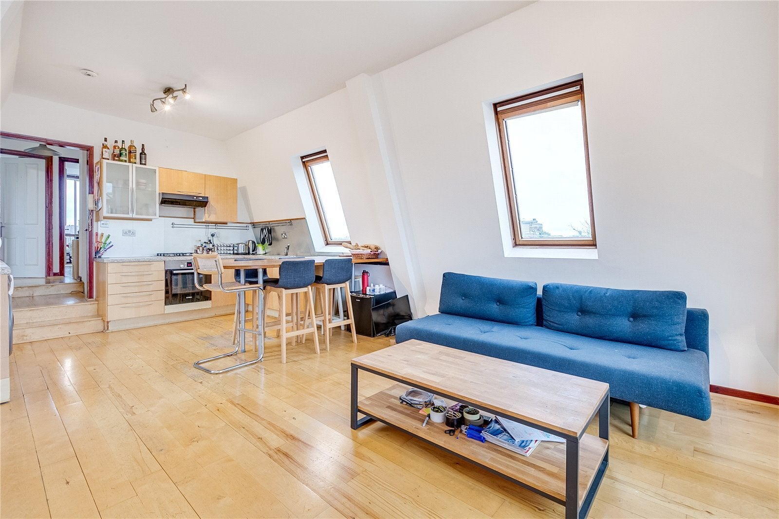 Flat Dawes Road in Greater London