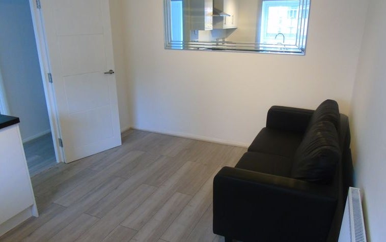 Flat Wilberforce Close in Winchester
