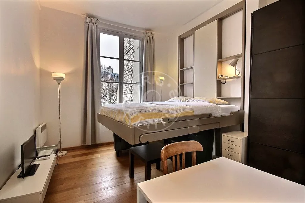 Flat Quai de la Tournelle in Paris