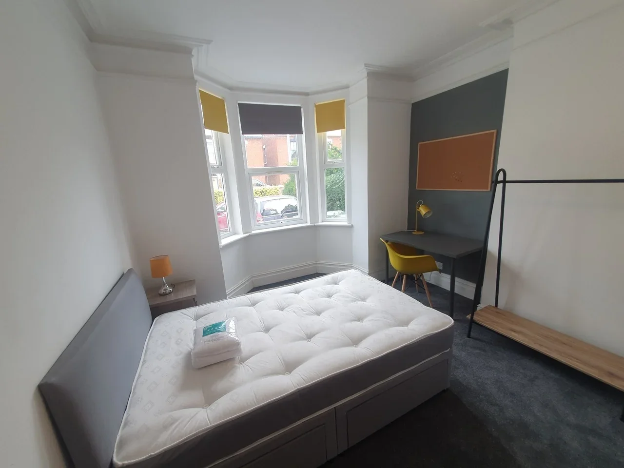 Room Bromyard Road in Worcester