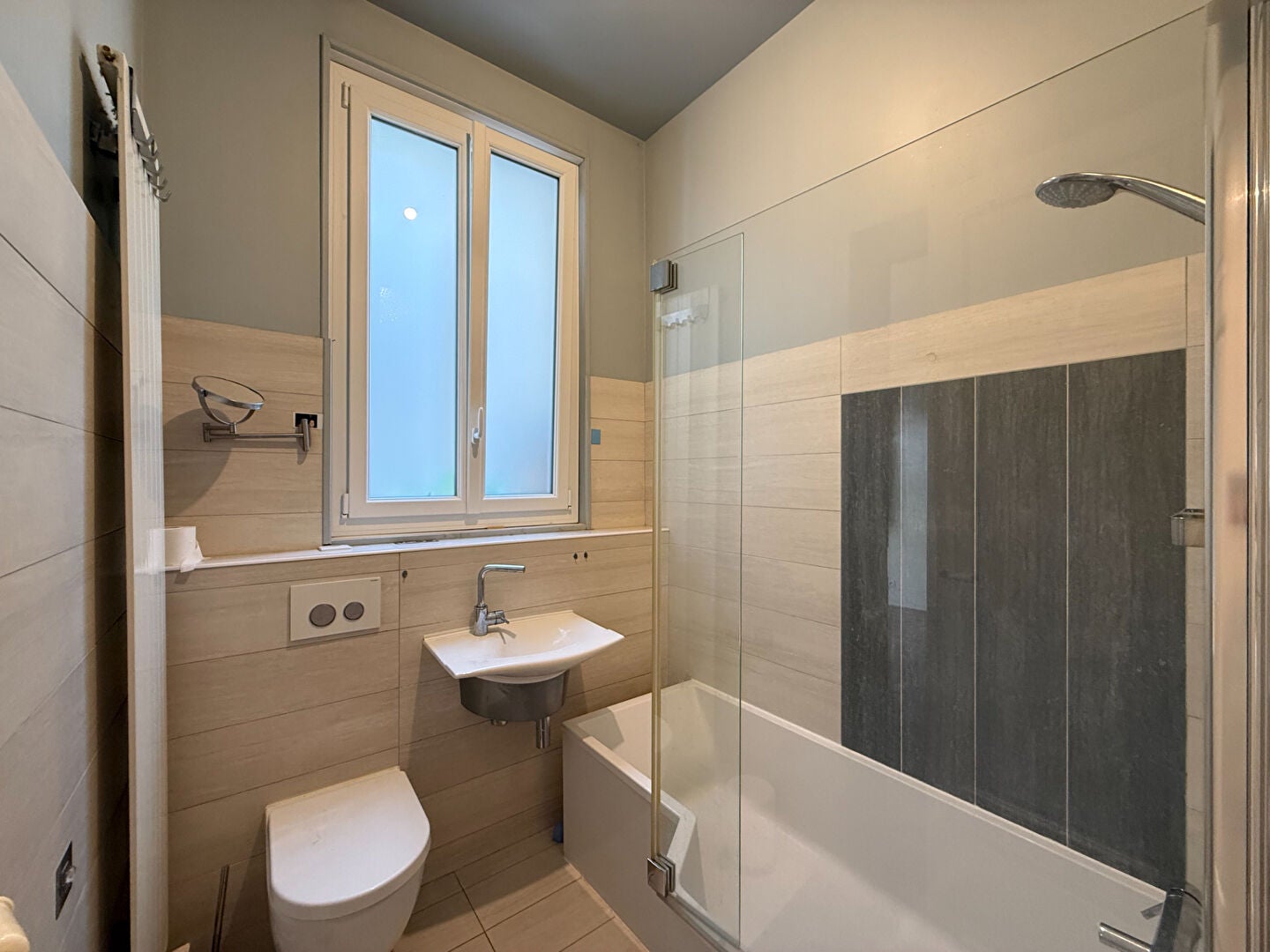 Appartement Place Drouet d'Erlon à Reims