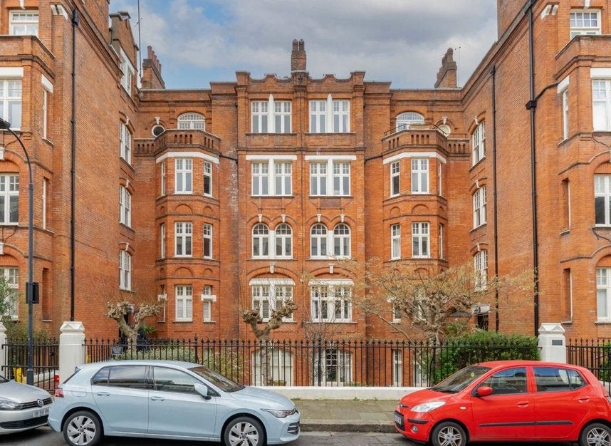 Flat Hamlet Gardens in Greater London