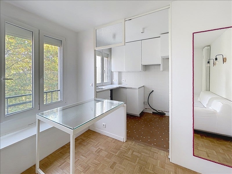 Flat Coulée Verte René-Dumont in Paris