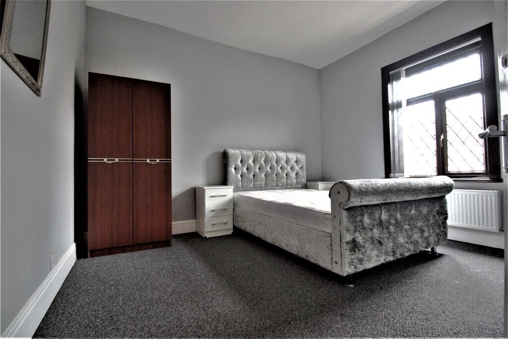 Flat Goring Road in Coventry