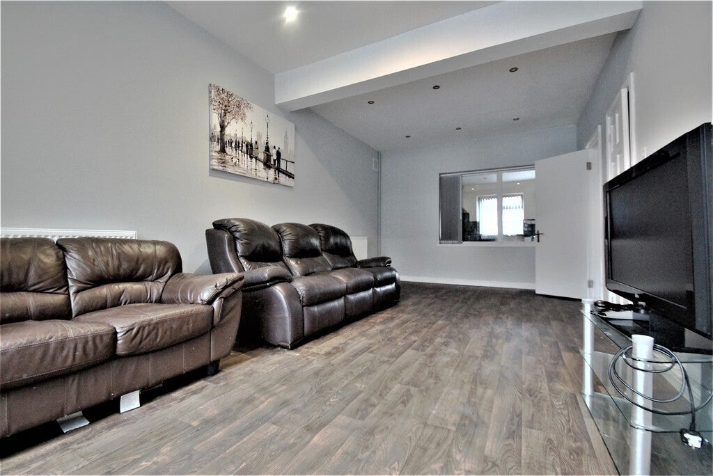 Flat Goring Road in Coventry
