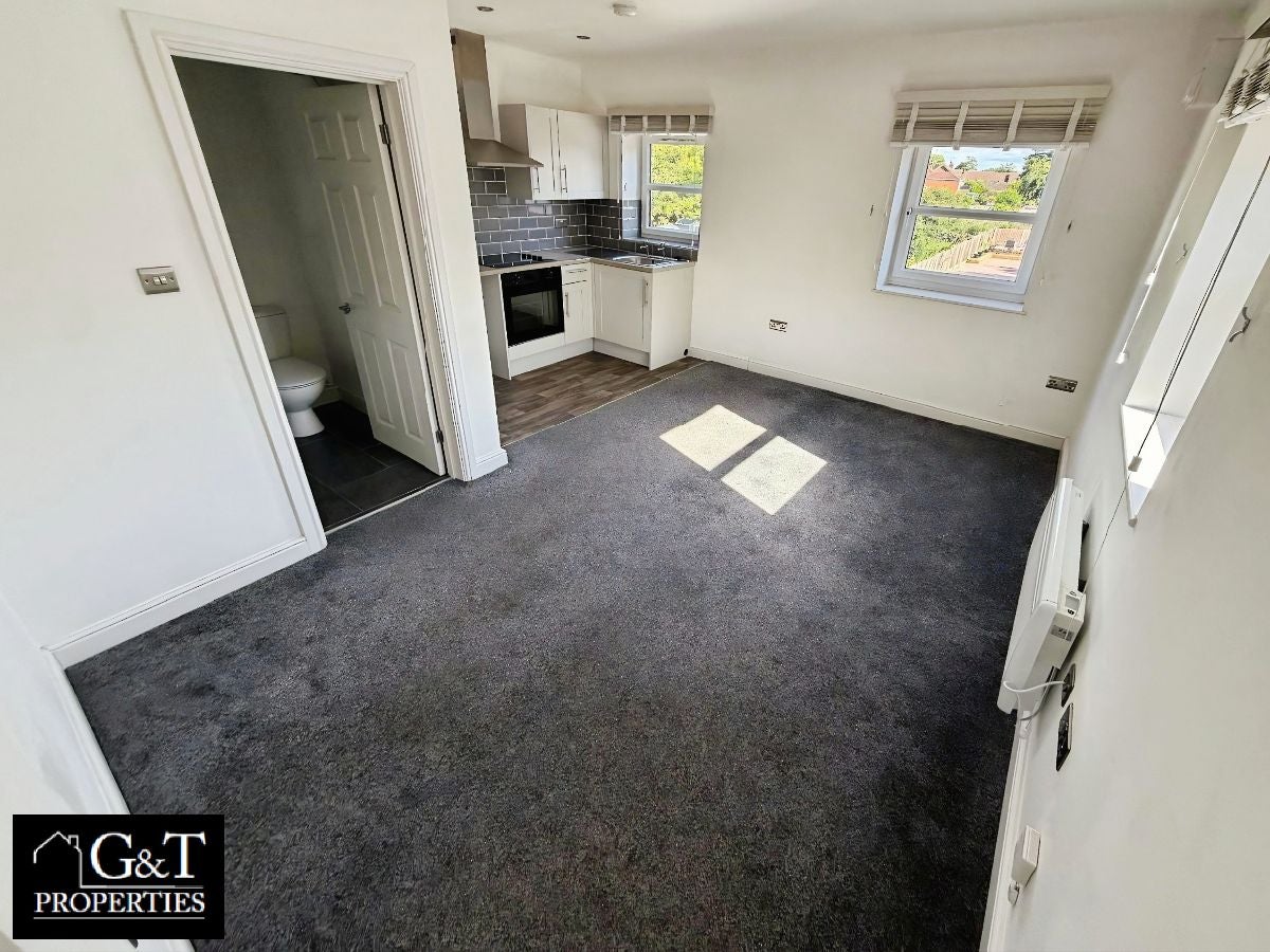 Flat Offmore Road in Wyre Forest