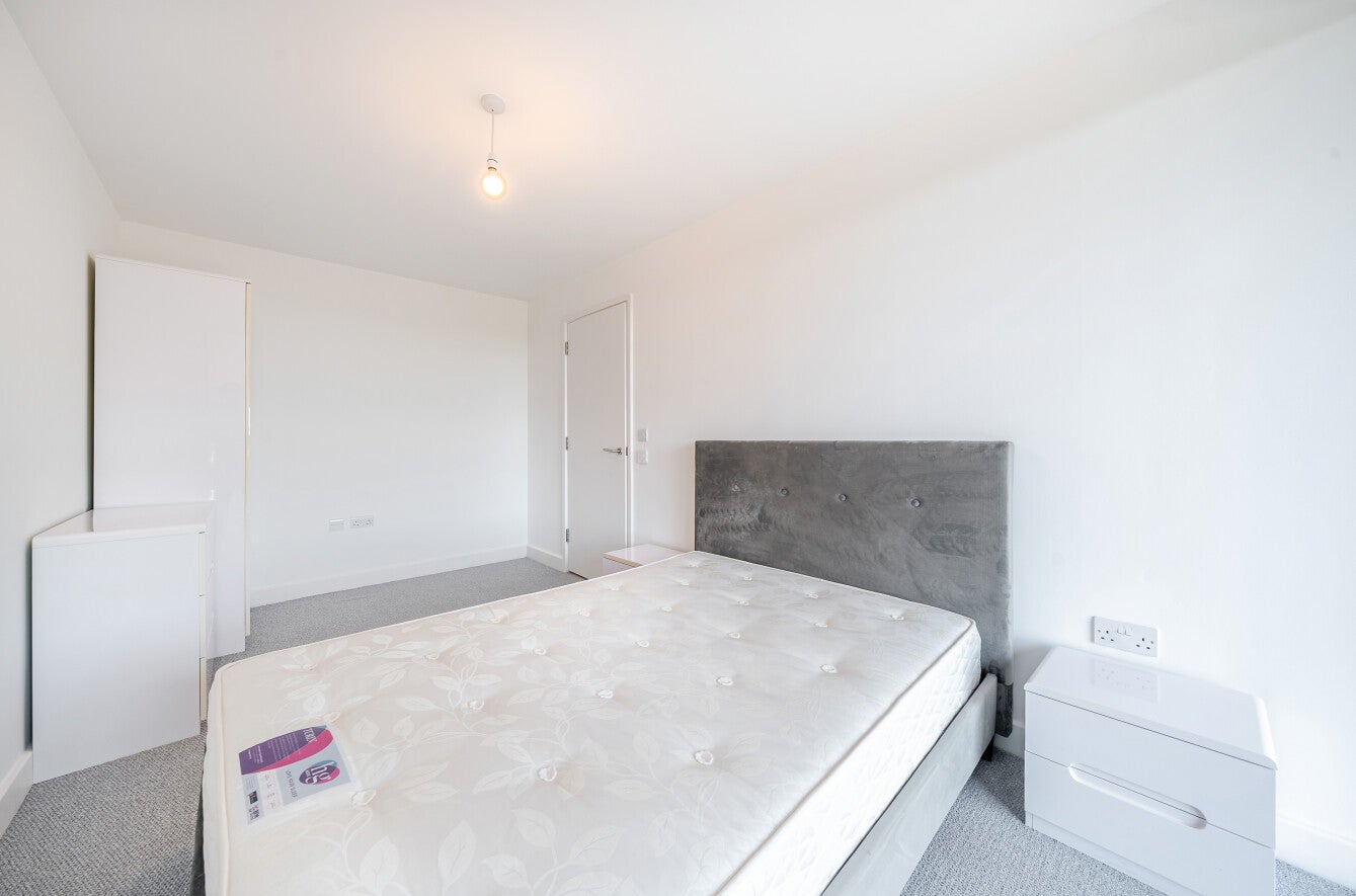 Flat Burgess Springs in Chelmsford