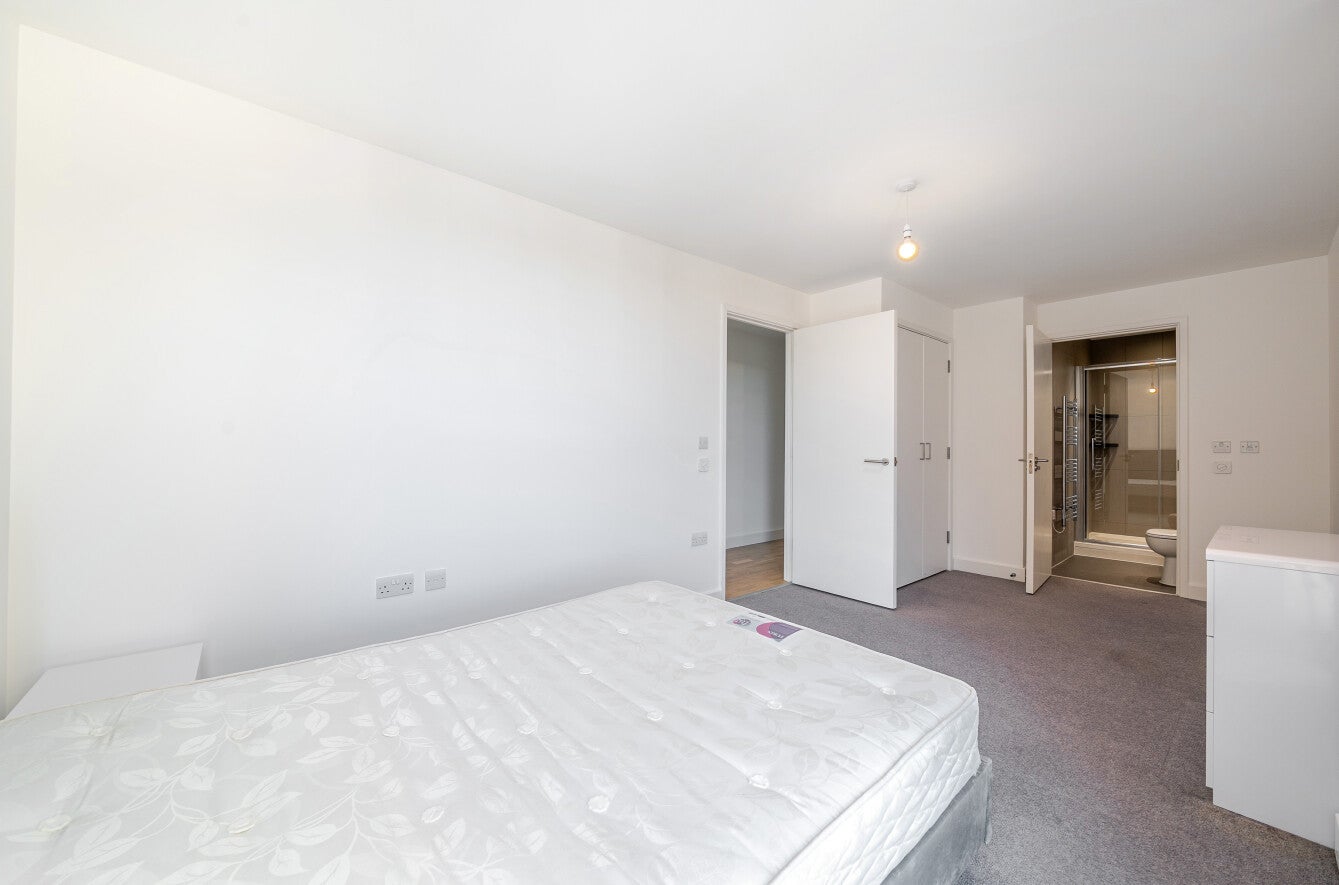 Flat Burgess Springs in Chelmsford
