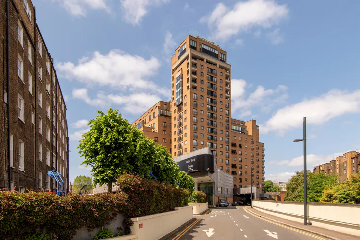 Flat Point W Access Road in Greater London