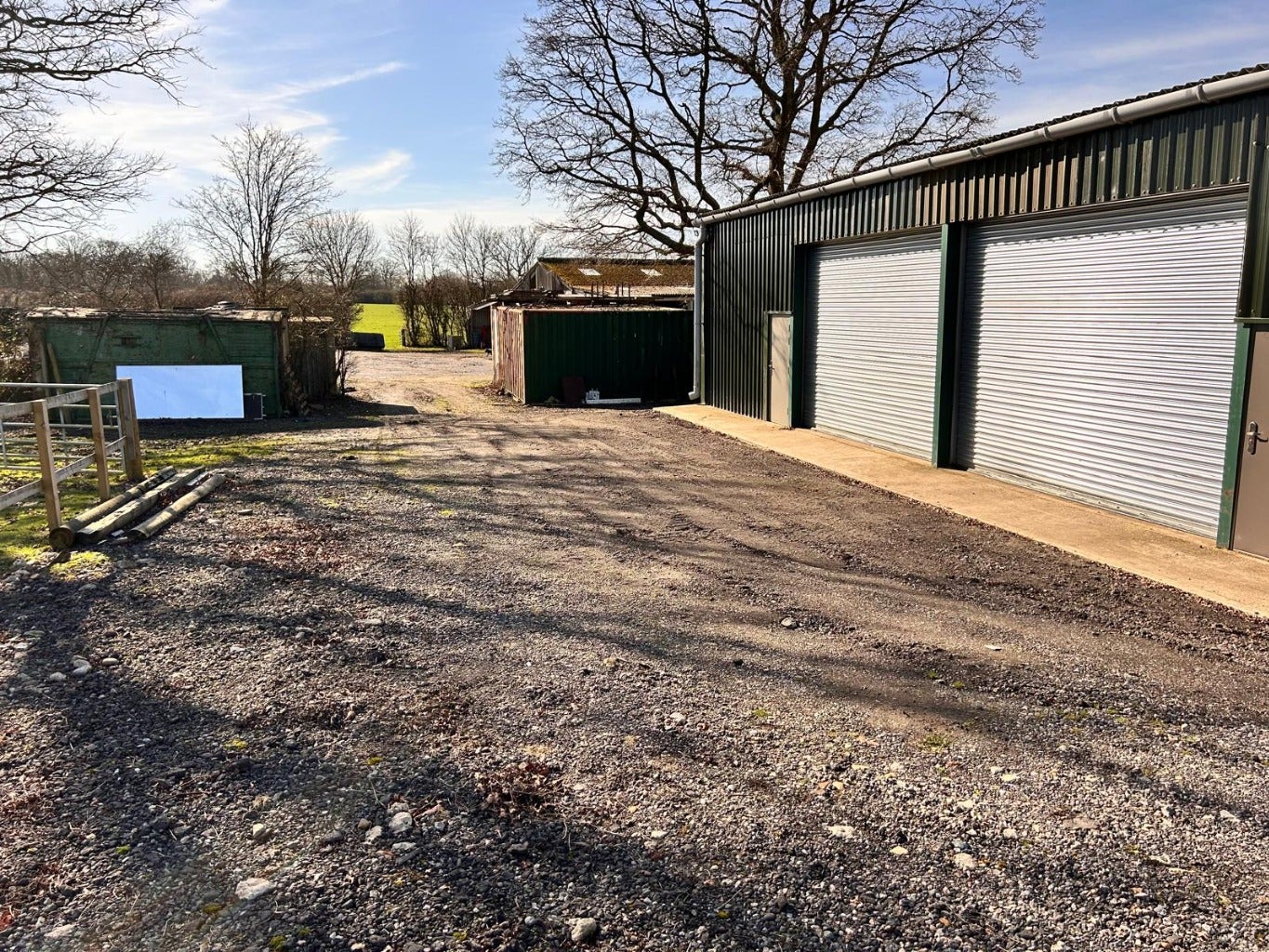 Flat Frittenden Road in Ashford