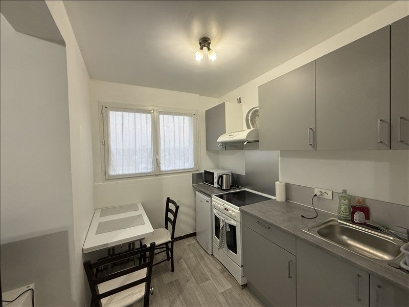 Appartement Allée Pierre et Marie Curie à Les Pavillons-sous-Bois