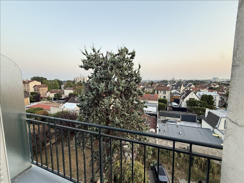 Appartement Allée Pierre et Marie Curie à Les Pavillons-sous-Bois