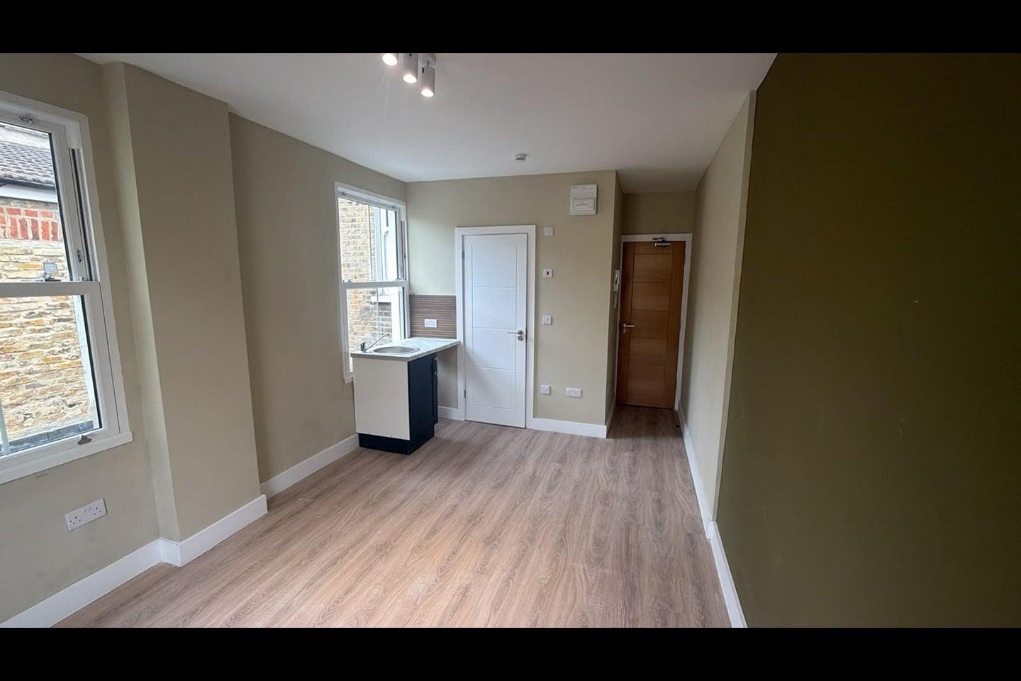 Flat Rainville Road in Greater London